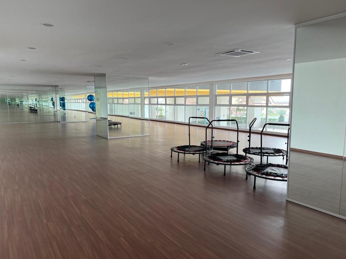 Apartamento New!! Loving Night Novo 2Br 4-9Pax I Jonker I Netflix I Family Malacca Exterior foto