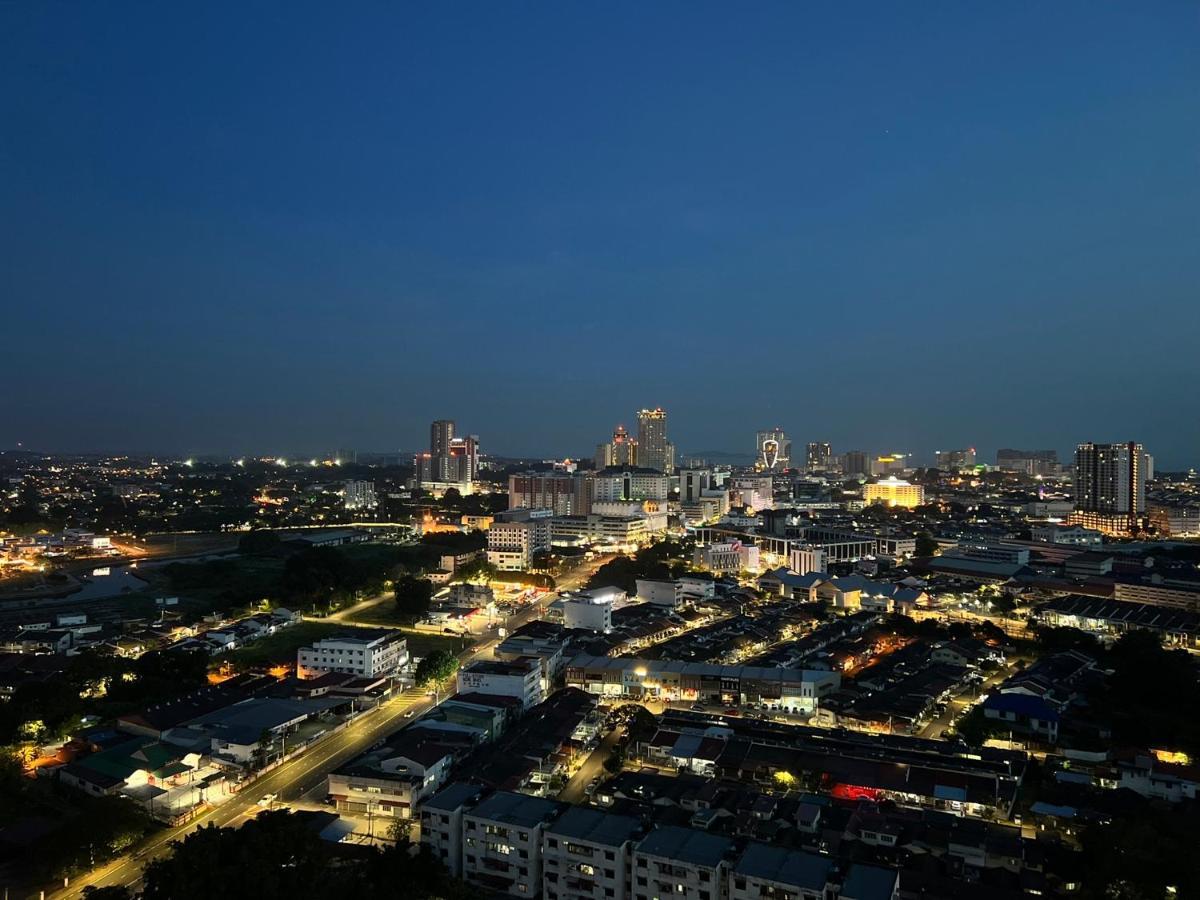 Apartamento New!! Loving Night Novo 2Br 4-9Pax I Jonker I Netflix I Family Malacca Exterior foto